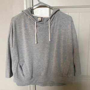 Cropped pullover hoodie